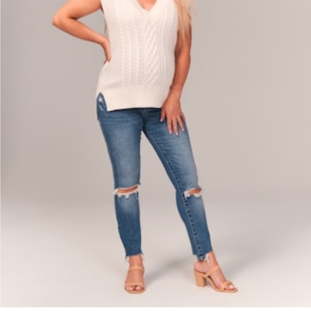 NWT A&F Super Skinny Ankle Maternity Jeans